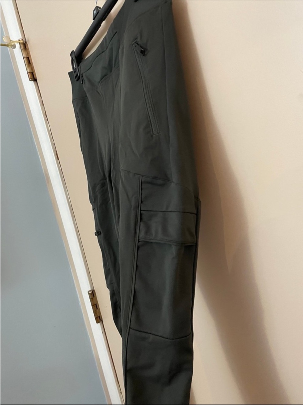 Dark Green Tactical Leggings - Picture 3 of 6